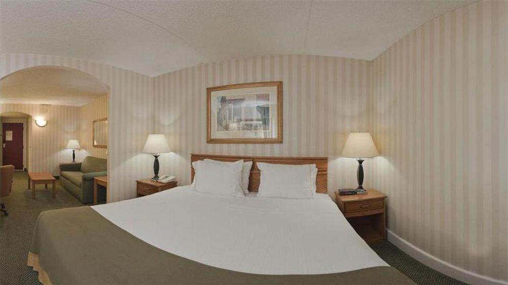 Holiday Inn Express Frazer - Malvern By Ihg Exteriér fotografie