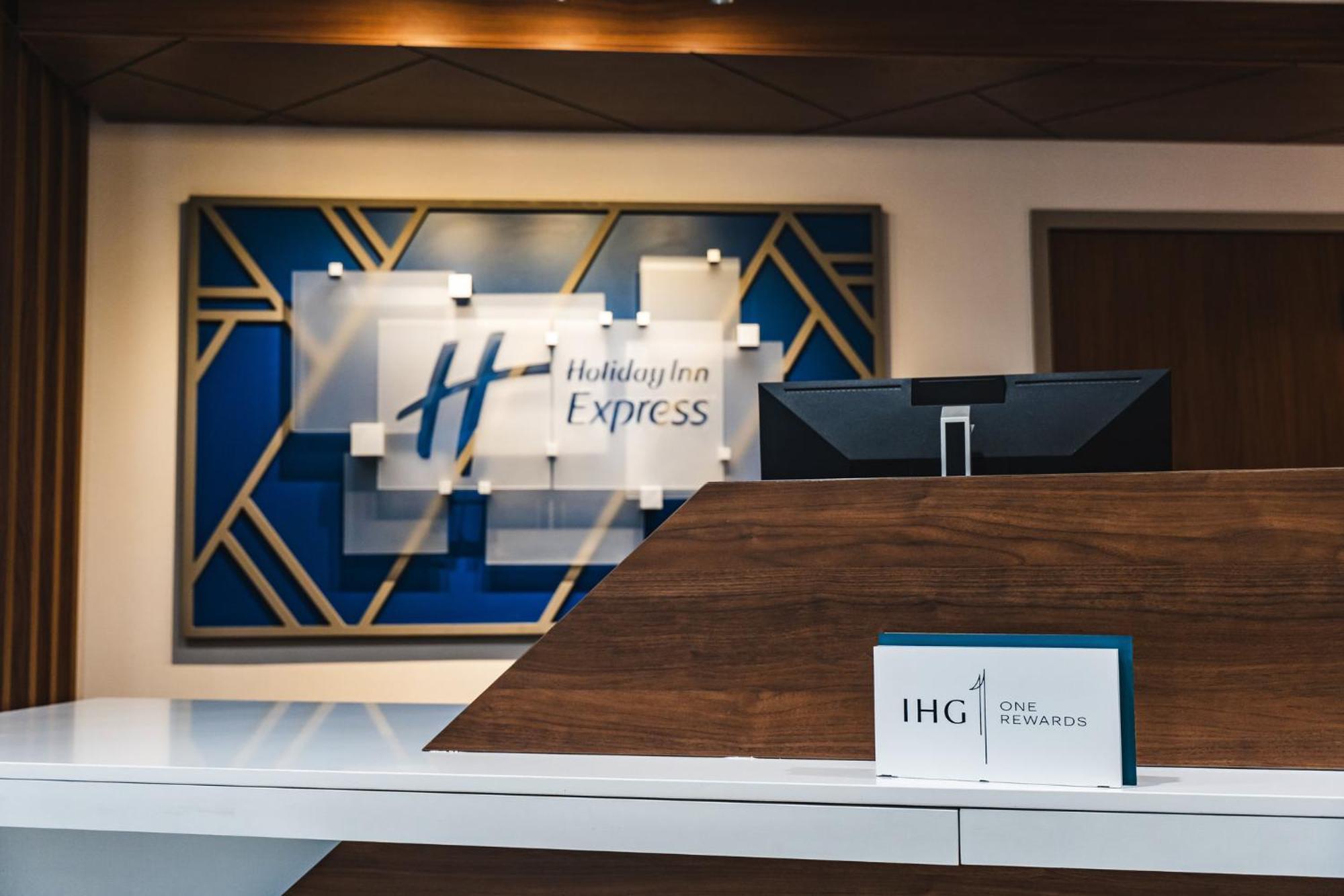 Holiday Inn Express Frazer - Malvern By Ihg Exteriér fotografie
